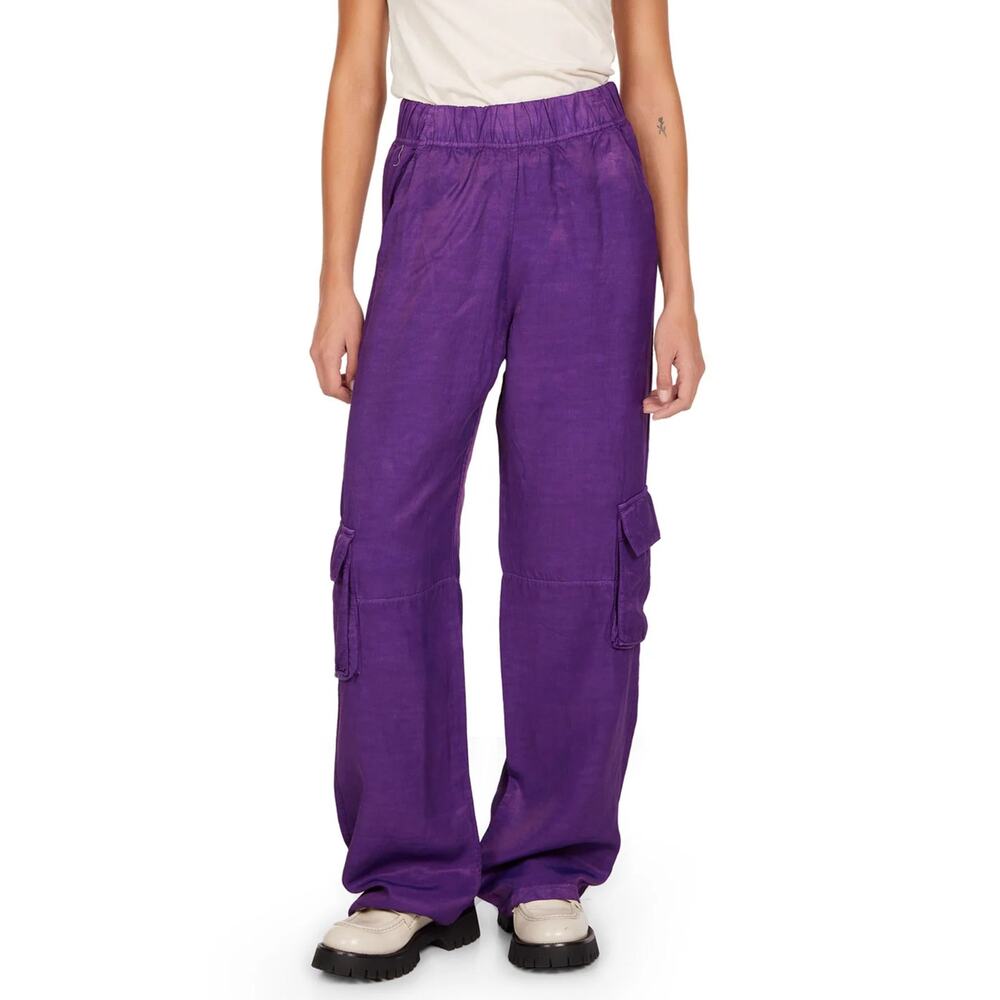 $250 Les Tien Women’s Cargo Pant - Purple - Small
